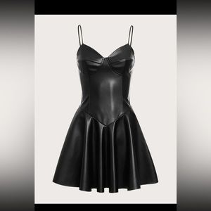 Woman’s Black leather dress xl